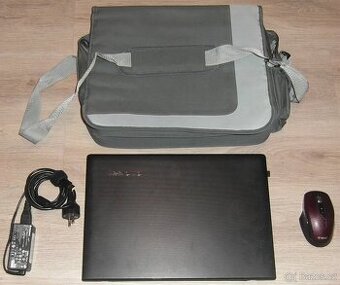 Notebook LENOVO 15,6" + bezdrátová myš + nová taška
