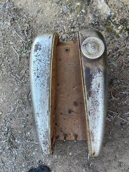 Jawa 250 speciál nádrž