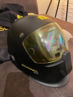 Svářecí kukla Esab Sentinel
