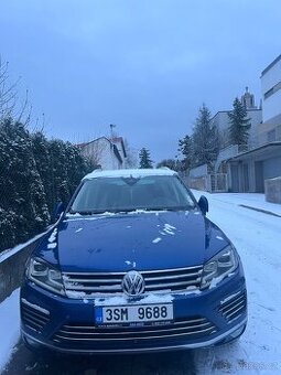 WV TOUAREG R-line 2015