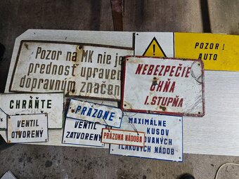 prodám staré smaltované cedule