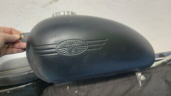 JAWA 250/350 Nádrž