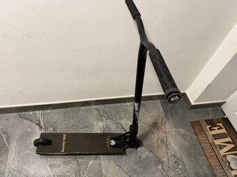 Addict Equalizer 2.0 - freestyle koloběžka