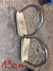 Jezdecke věci levně