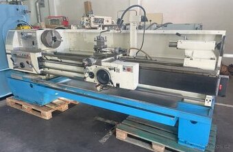 Soustruh hrotový TRENS SN 500 S