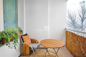 Pronájem, byt 2+kk, 58 m2, ul. Třídvorská, Kolín V