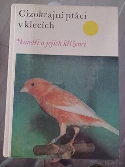 Cizokrajní ptáci v klecích