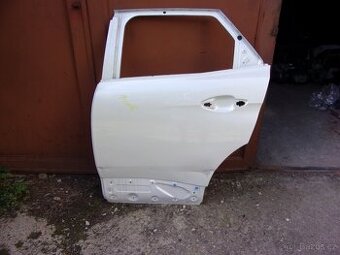 levé zadní dveře Peugeot 3008 od roku 2017