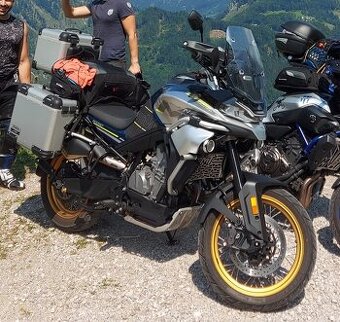 CF Moto 800 MT Touring
