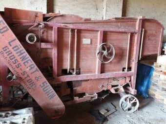 Mlátička na obilí