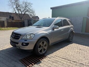 Mercedes ML (W164) 420CDi 225kW - náhradní díly