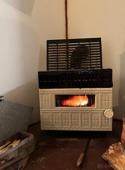 Stylová kamna Königshütte, perfektně funkční