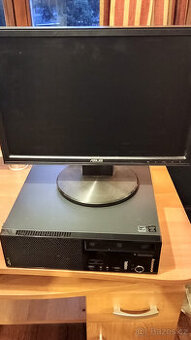 PC Lenovo ThinkCentre a monitor Asus