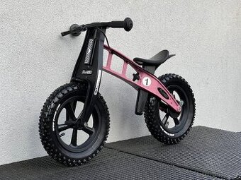 First bike SERVIS fat