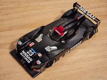 Autoart Nissan Nismo GT-R LM #23, test car 1:18