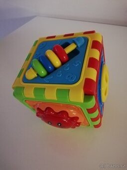 Hrací kostka s aktivitami 6 v 1