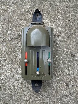 Vojenské signalizační světlo – barevná signalizace