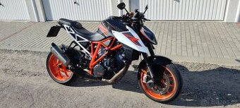 KTM superduke 1290