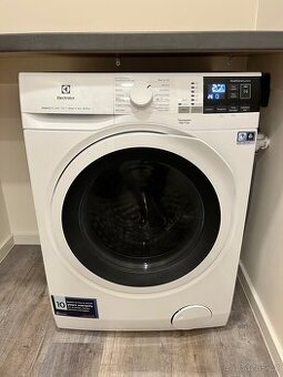Pračka se sušičkou Electrolux EW7WO448WC