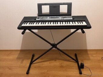 Klavesy Yamaha YPT 240 + stojan