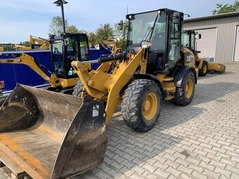 Na prodej: Kolový nakladač CAT 908 (2018)