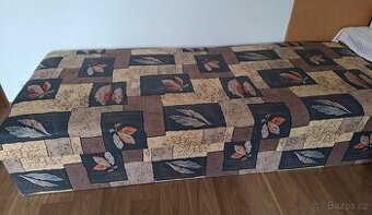 Válenda s úložným prostorem, rozměr 80x195 cm