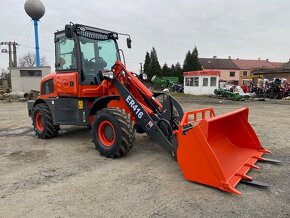 Kolový kloubový nakladač ER416 (nosnost 1800 kg)