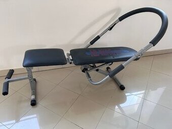 AB King Pro posilovací stroj