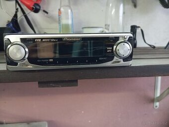 Autorádio Pioneer