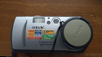 SONY DSC-P30