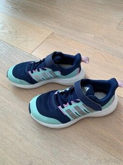 Detske boty Adidas 34