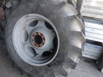 16,9-30 Kola Zetor Barum