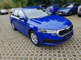 Škoda Octavia kombi r..2021 na splátky bez registru