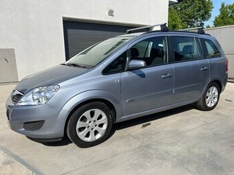 Opel Zafira 1.6i 85KW BEZ KOROZE,NEVÍDANÝ STAV,PARKI.2X ALU