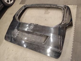 Výklopné dveře Mercedes Benz V w447