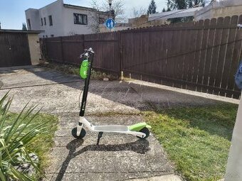Prodám elektrickou koloběžku Limě S