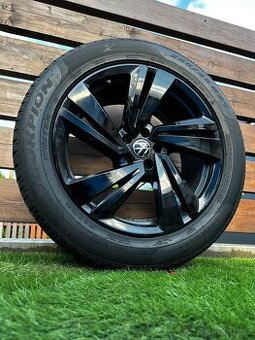 Alu kola 5x112 r20 s pneu (cernetour)