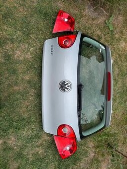 Páté dveře Golf 5
