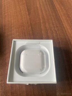 AirPods 4 anc