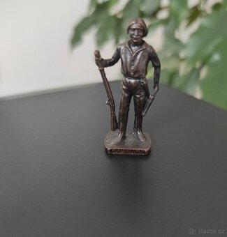 kovová sběratelská figurka z kinder vajíčka 1 ks 30Kč