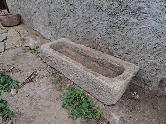 Žlab, kamenné koryto,Stírka