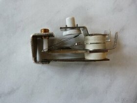 Termostat bimetalový