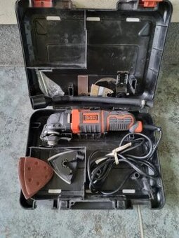 Multibruska oscilační Black-Decker MT300KA