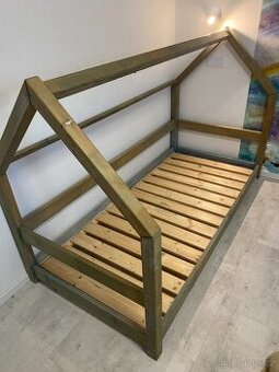 Prodám dětskou postel DOMEK 200x90cm