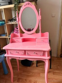 Prodám toaletní stolek se zrcadlem