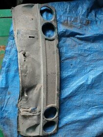 Přední čelo Tatra 613 chromka