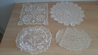 Ručně háčkované dečky