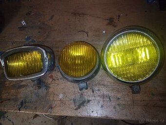 Žlutá přídavná světla