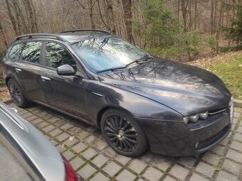 Alfa Romeo 159 1.9 JTDM 110 kW rok 2007