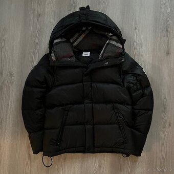 Bunda Burberry Černá